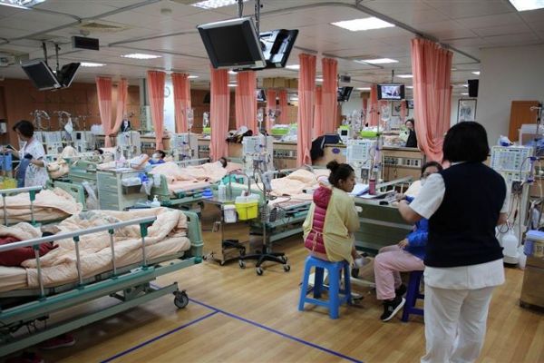 2019/10/22我洗腎率世界第一！腎臟科醫師：糖飲喝10年「一堆病」